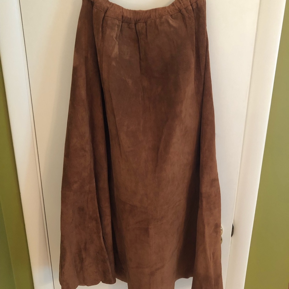 Vintage 1980s Siena New York Flared Long Suede Skirt Size M (Lined)